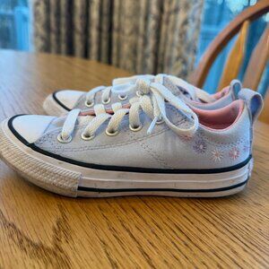 CONVERSE GIRLS LAVENDER PURPLE FLORAL SPRING SHOES SIZE 11